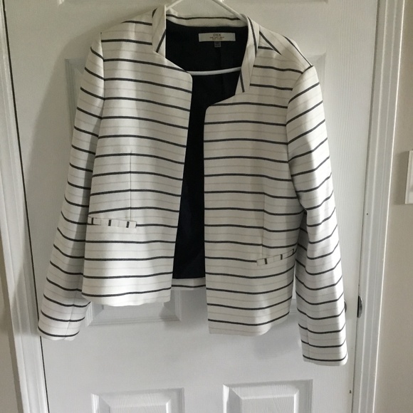 Dex short Jacket - Picture 1 of 3